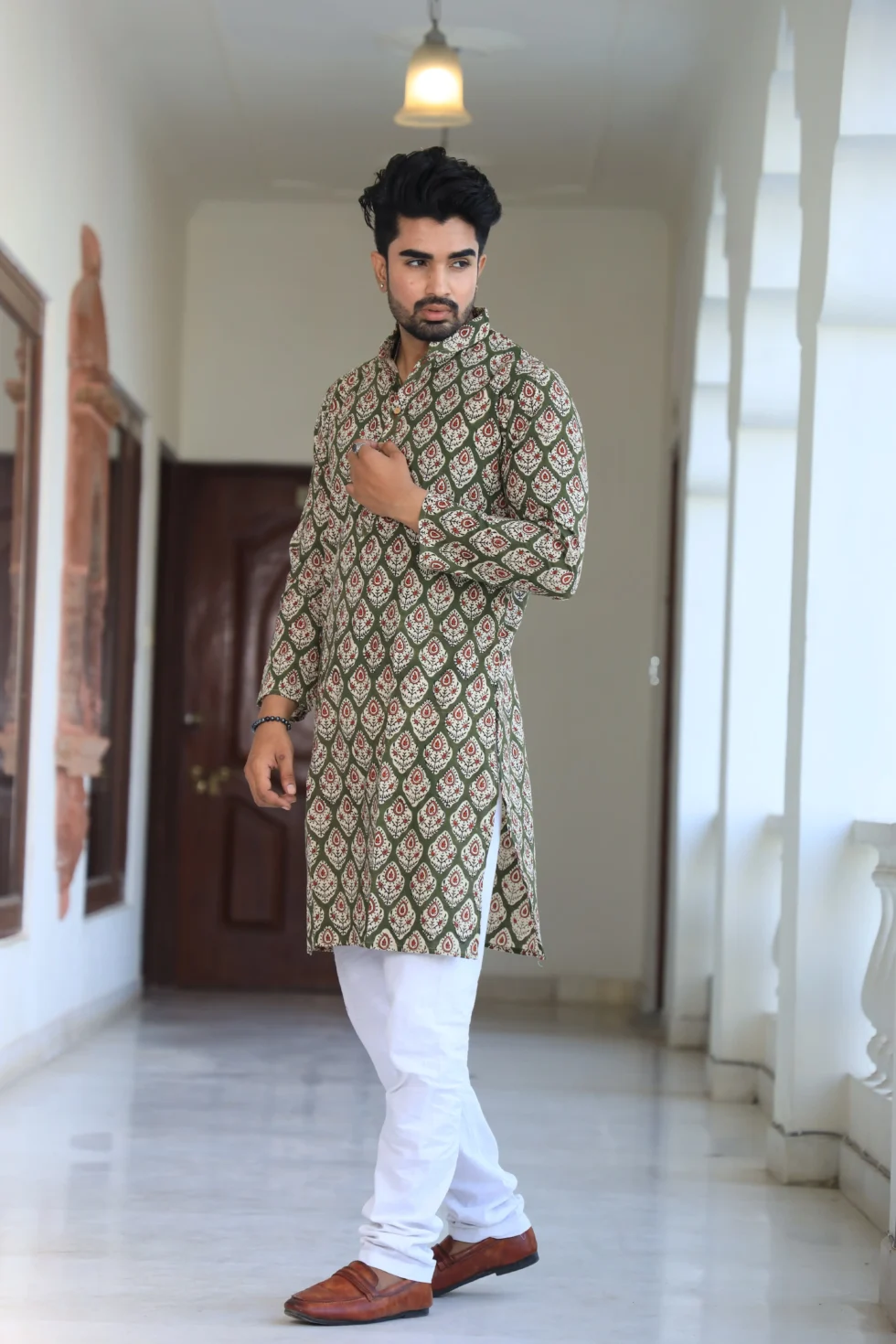 Men's green printed cotton kurta with white pajama, front view